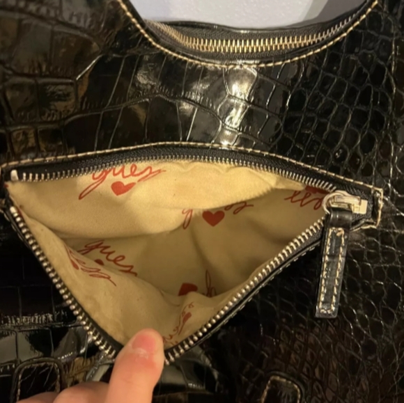 GUESS Handbag - Picture 4 of 4